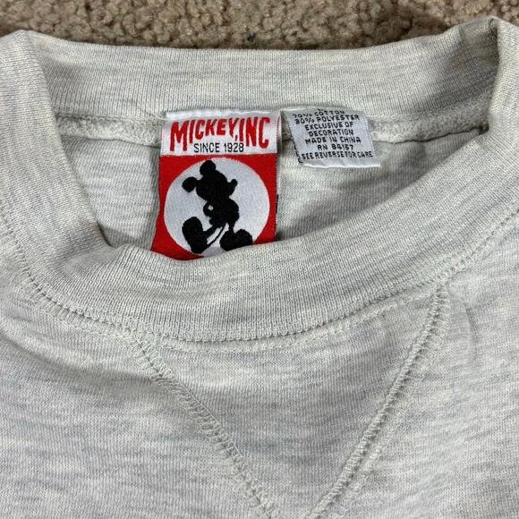 Vintage Mickey Inc Sweatshirt M Walt Disney Parks Embroidered American Flag Gray - Picture 7 of 7